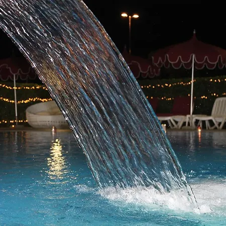 Le Tegnue Hotell 4*