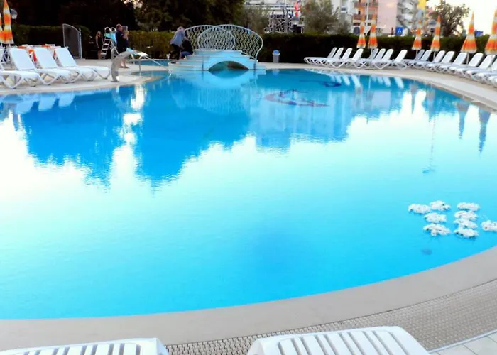 Le Tegnue Hotel 4*